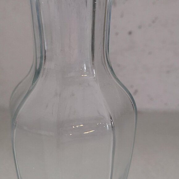 Vase - Picture 2 of 7